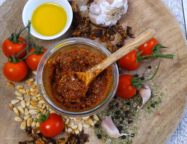 Schnelles Pesto rosso Rezept
