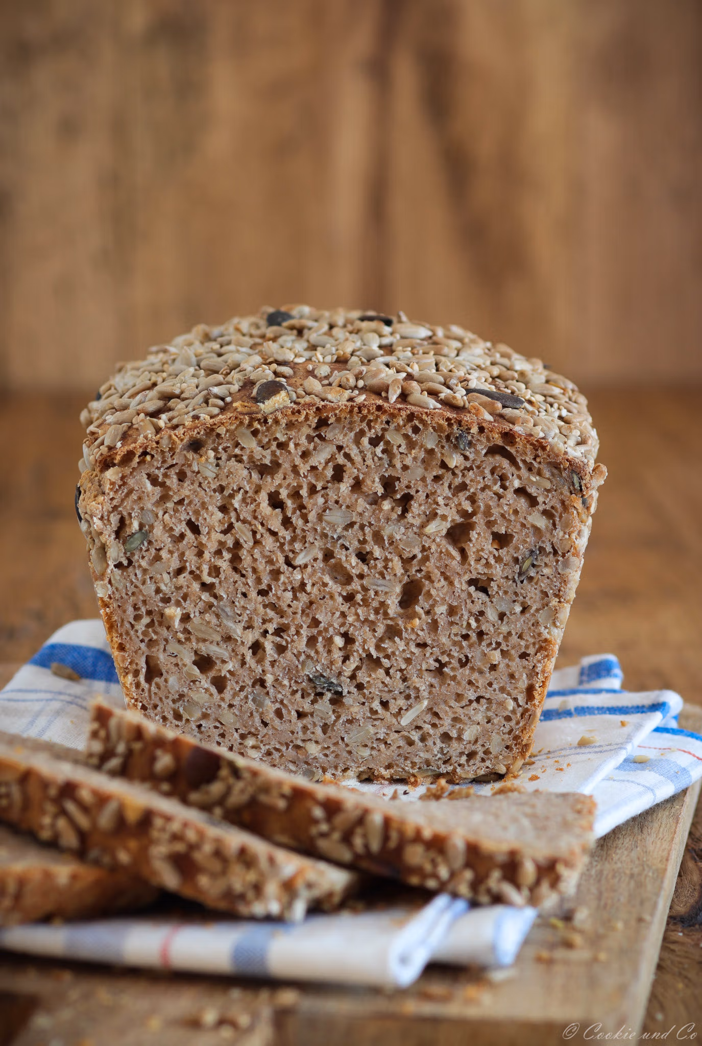 Körnerbrot mit Kefir