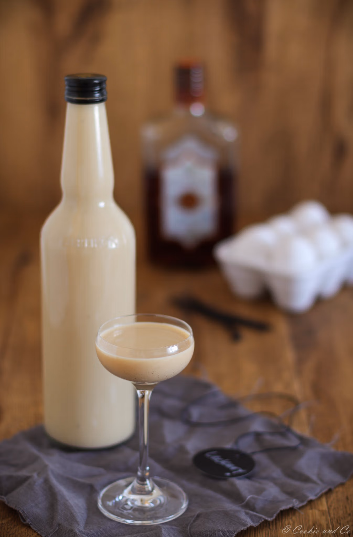 Eierlikör mit Amaretto (alkoholfrei möglich)