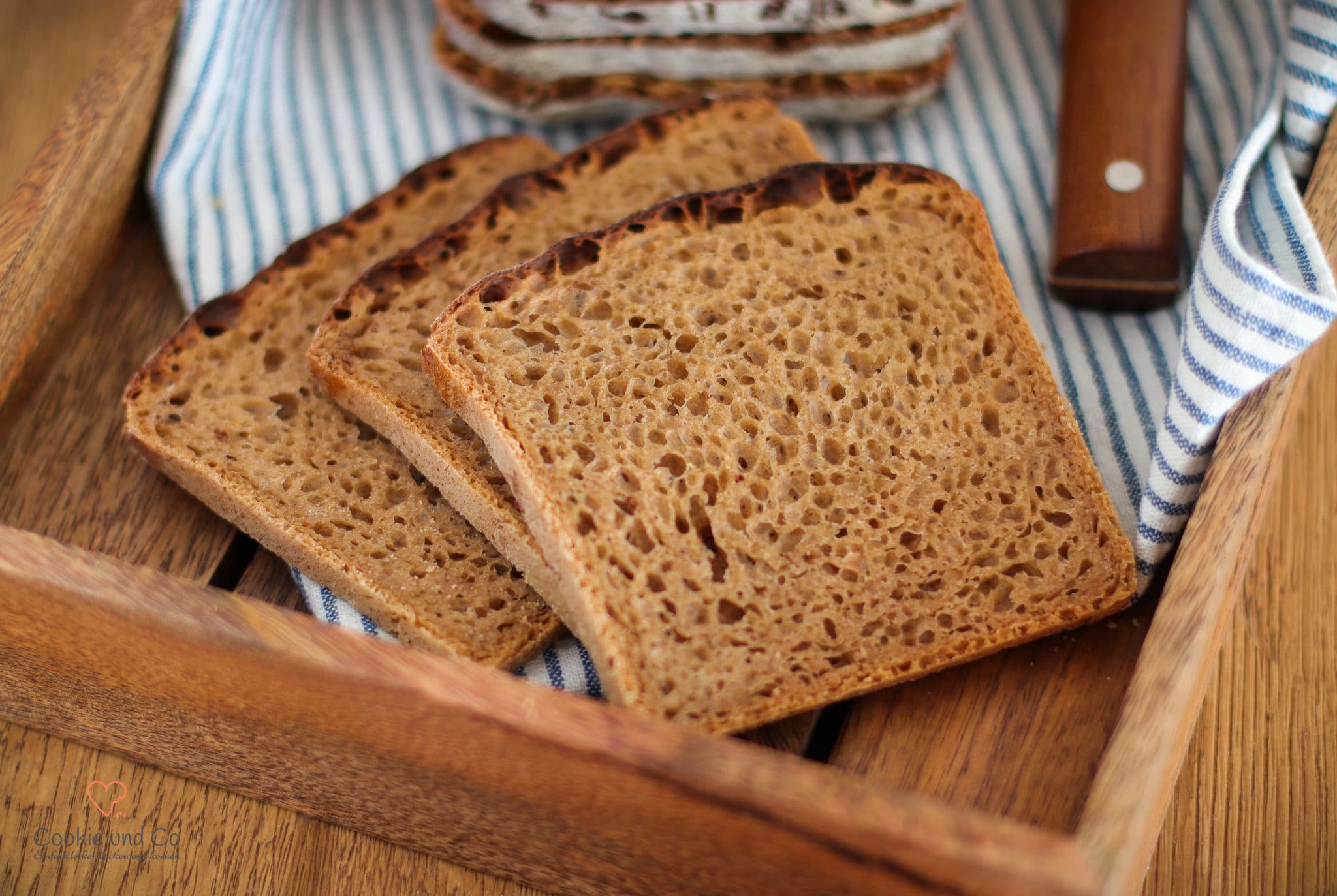 Malzbierbrot: einfach, saftig &amp; locker • Cookie und Co