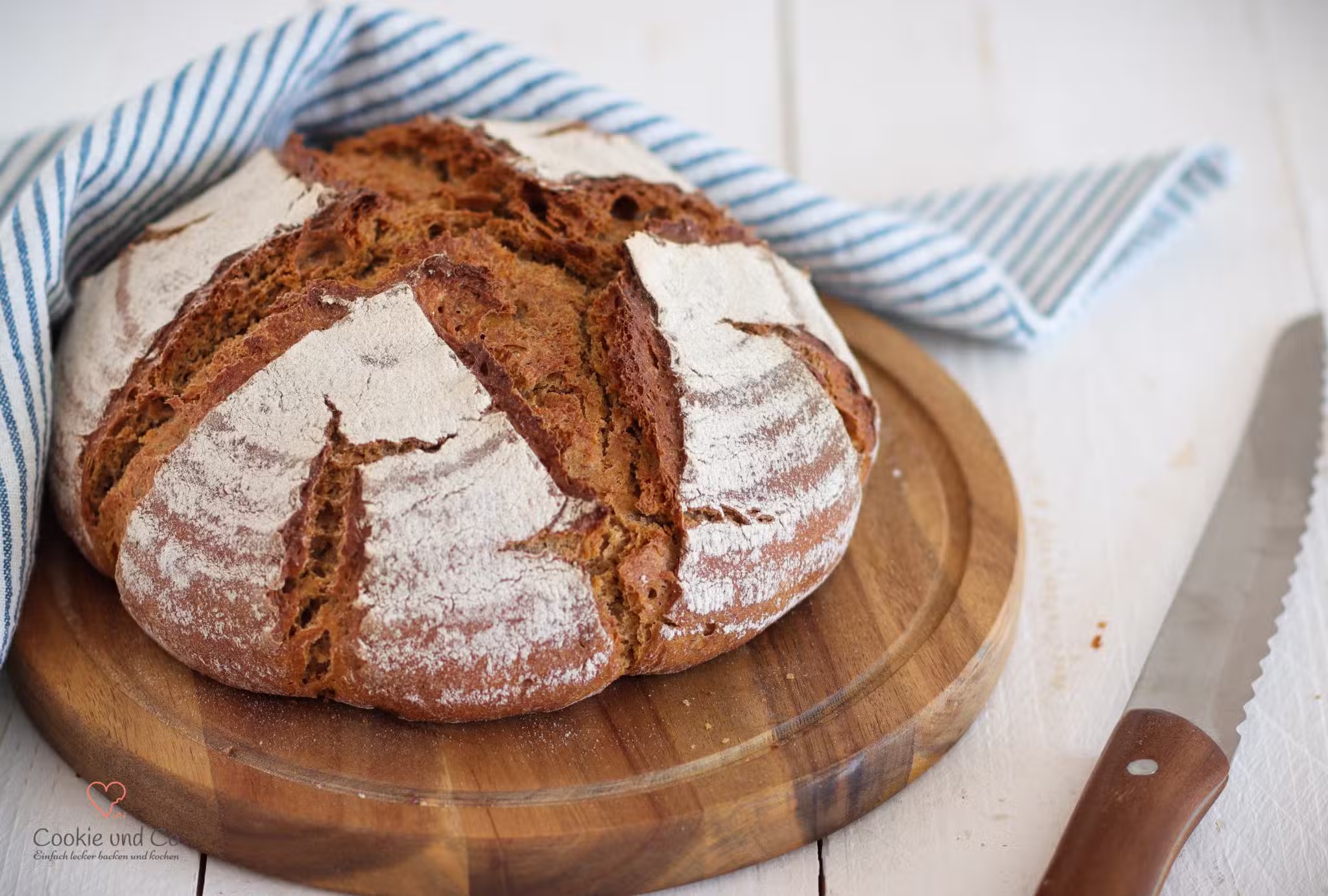 Rustikales Dinkelbrot (über Nacht)