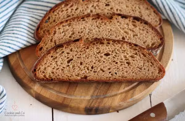 Rustikale Dinkelkruste