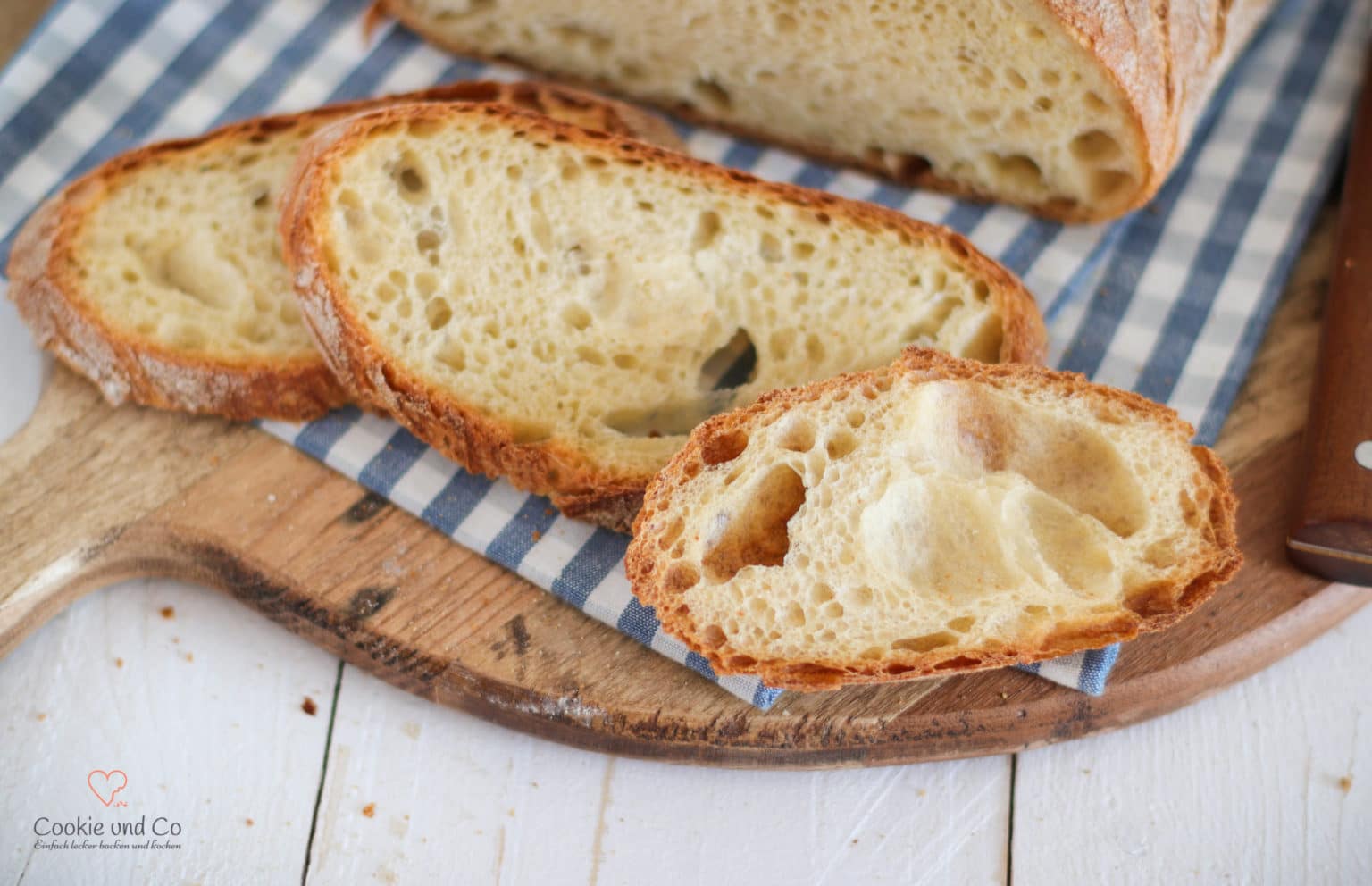 Knuspriges Weißbrot aus Gelbweizen