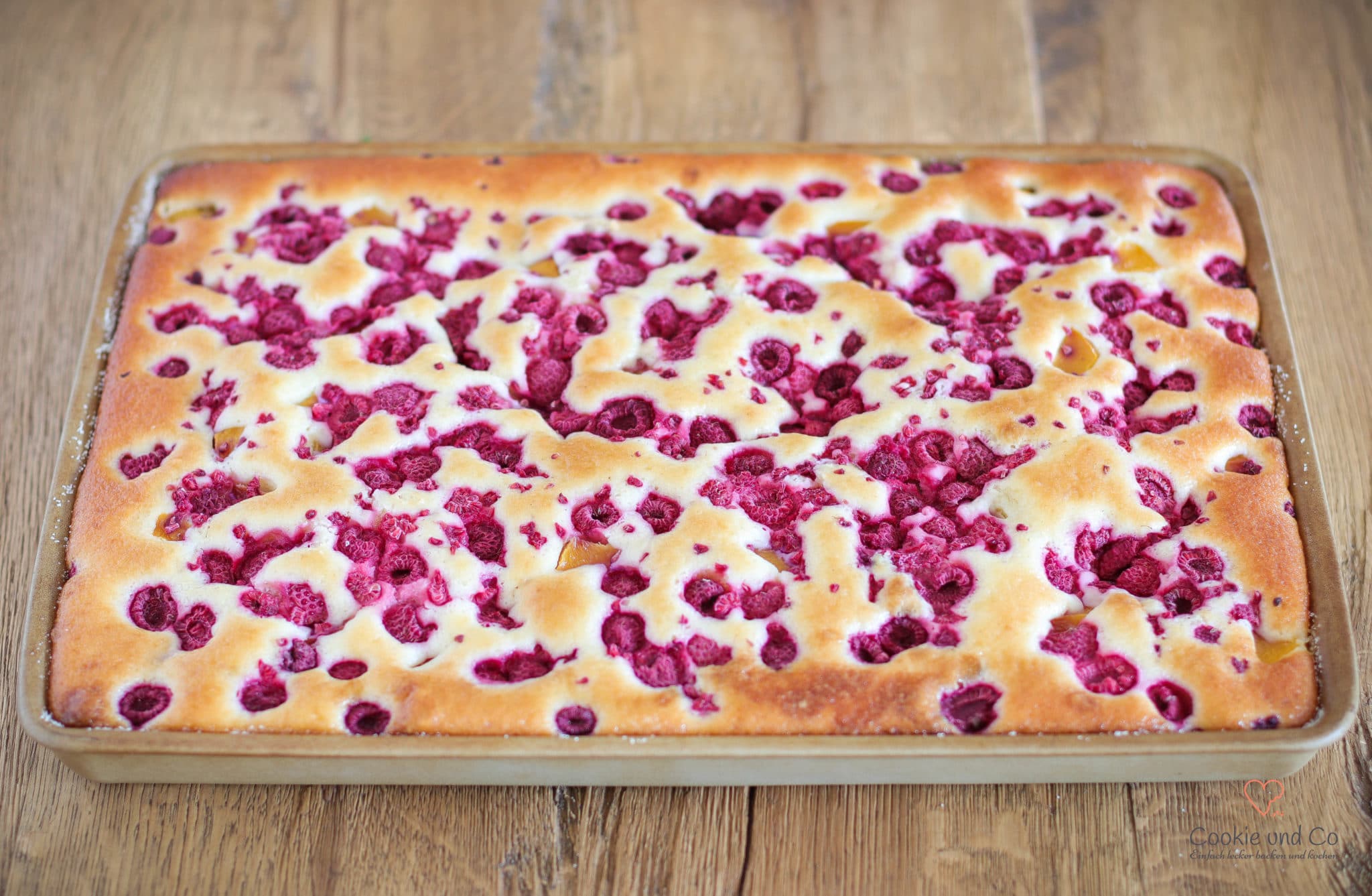 Versunkener Pfirsich-Himbeer-Kuchen vom Blech