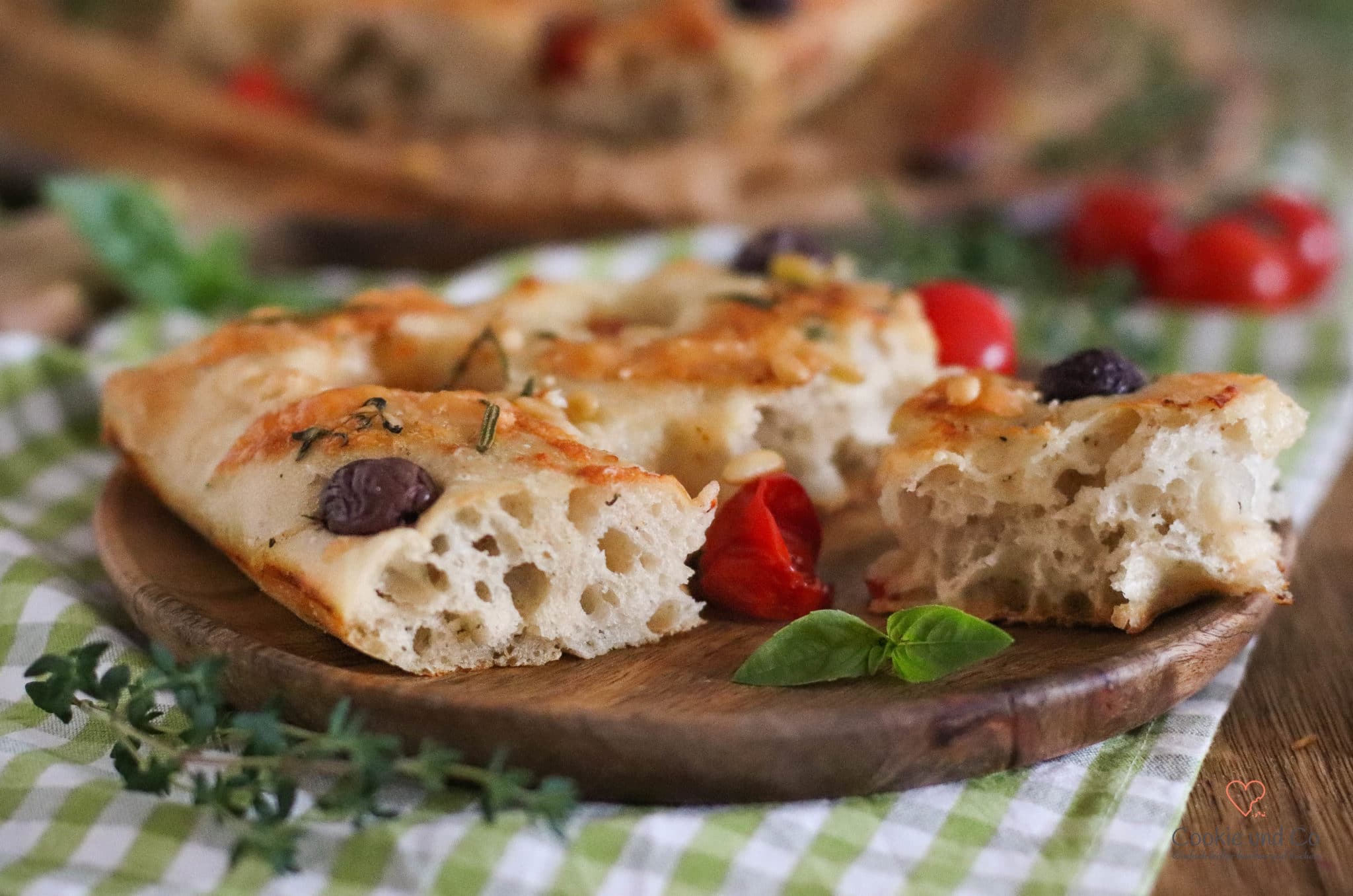 Focaccia mit Tomaten und Lievito Madre