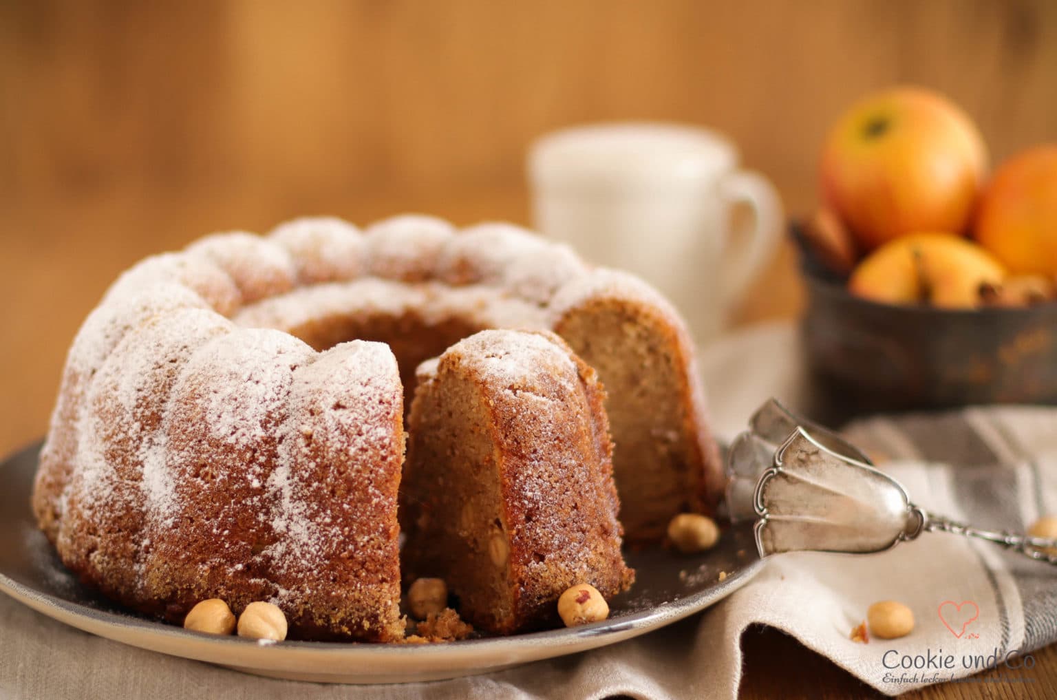 Saftiger Apfelkuchen aus Dinkelmehl