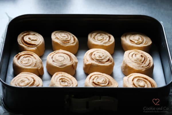 Sweet potato cinnamon rolls (Zimtschnecken)