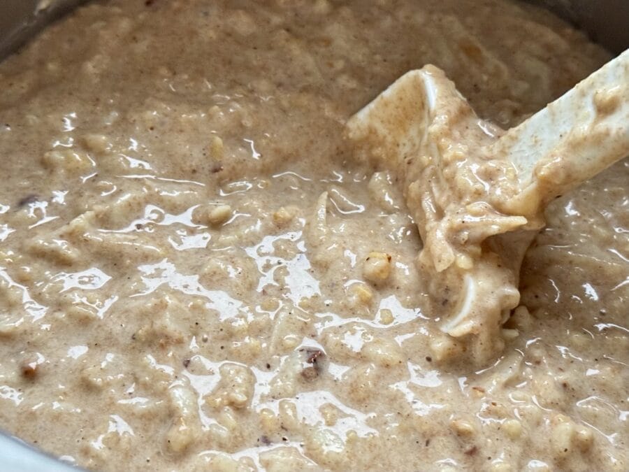 Teig für Apfel-Dinkel-Kuchen.