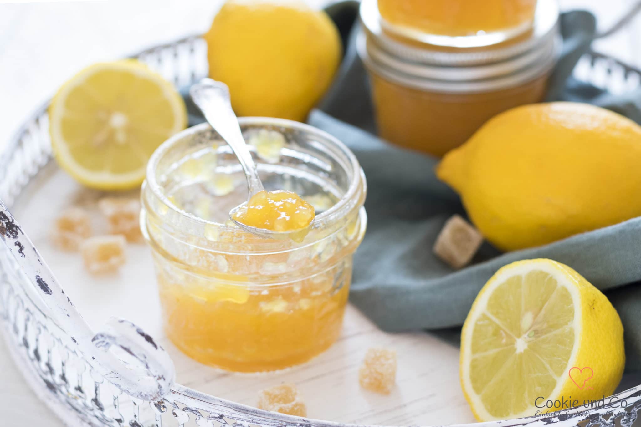Orangen-Zitronen-Gelee (mit kandiertem Ingwer) • Cookie und Co