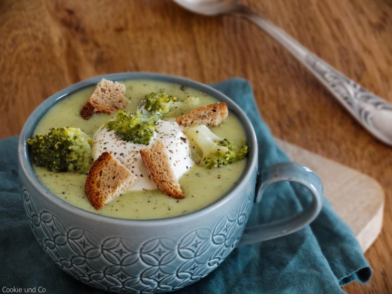 Schnelle Broccoli-Kartoffel Cremesuppe