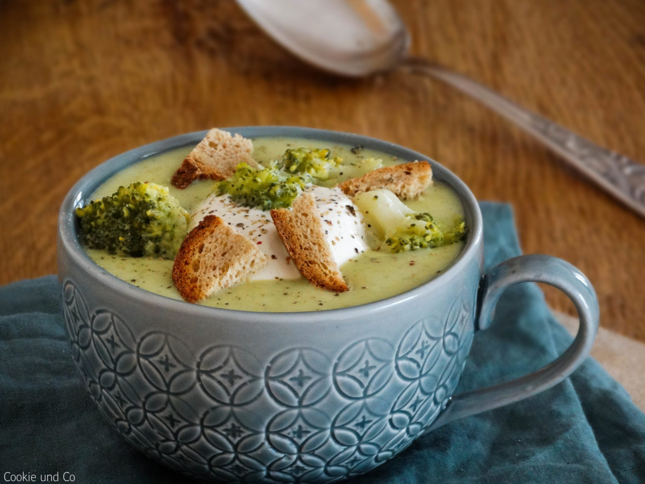 Schnelle Broccoli-Kartoffel Cremesuppe