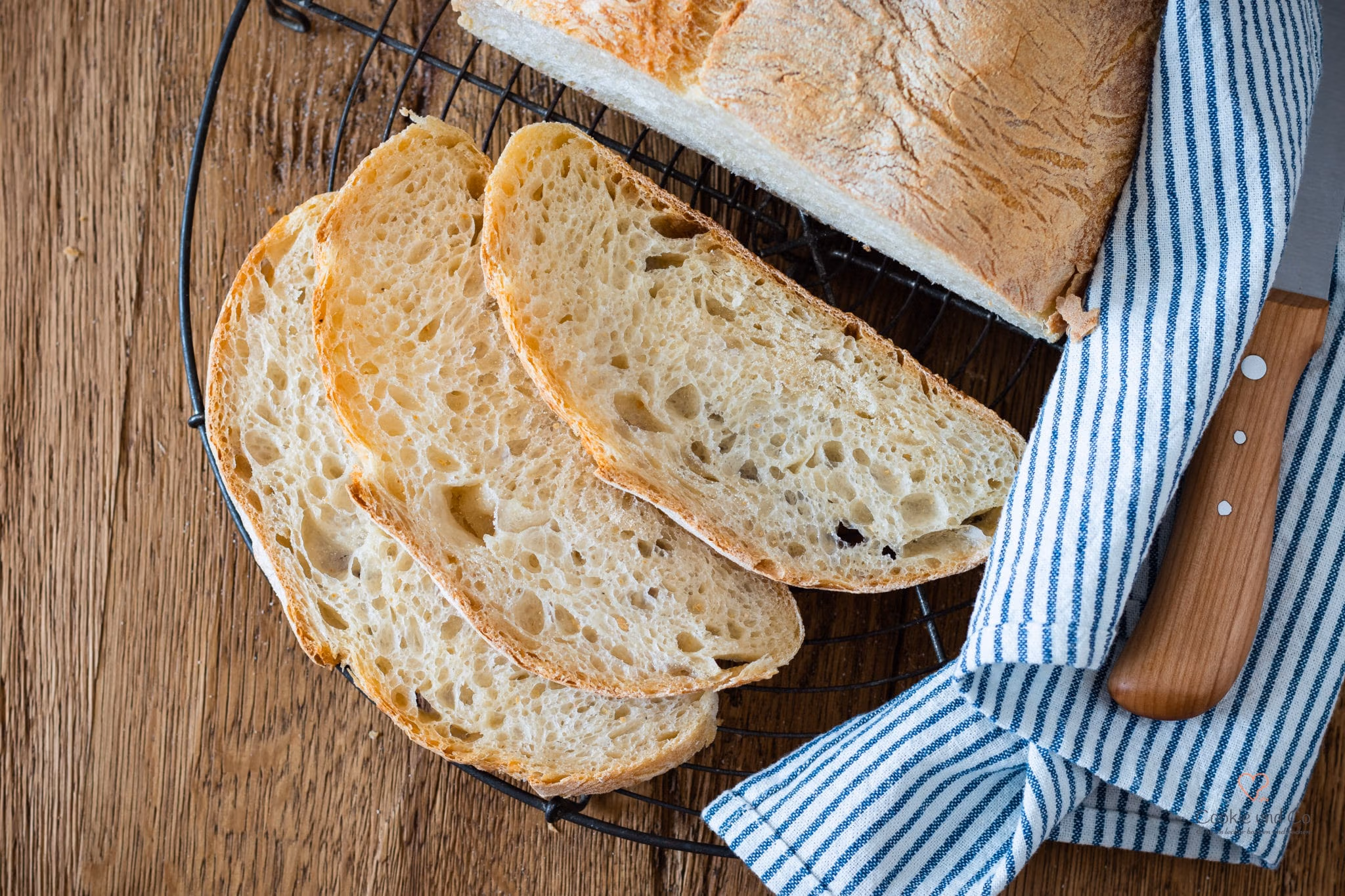 Mediterranes Landbrot mit Lievito Madre.