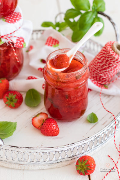 Erdbeer- Marmelade mit Basilikum