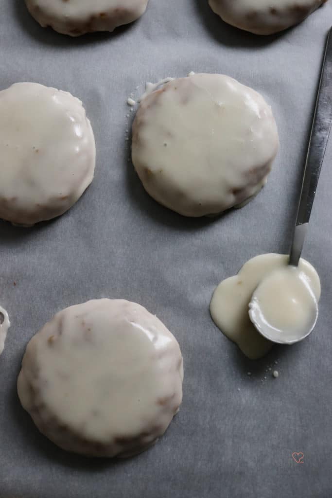 Elisenlebkuchen mit Lebkuchen glasieren