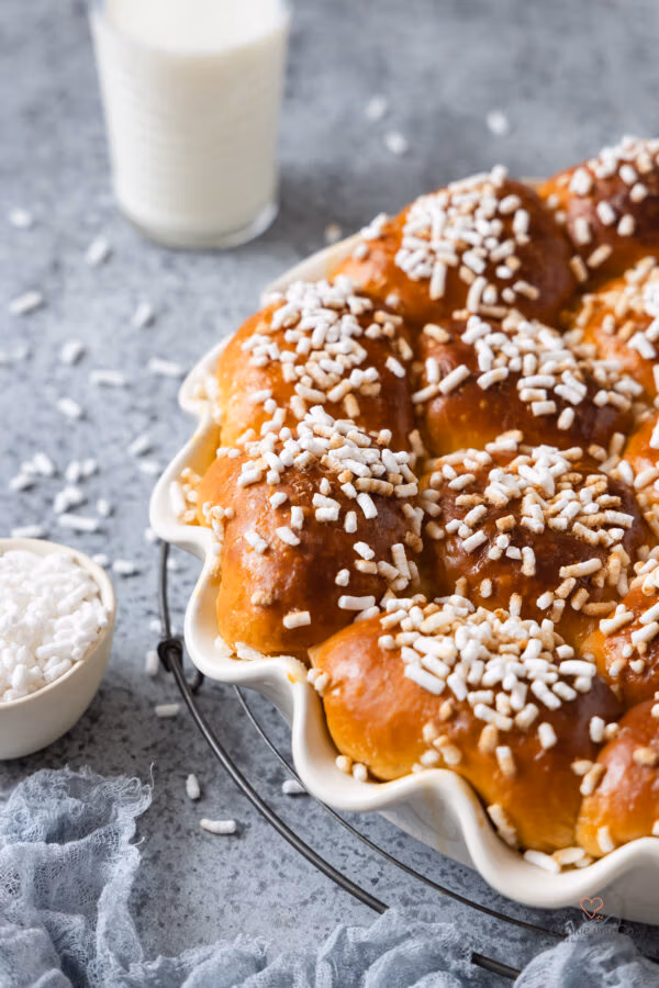 Milchzwerge (fluffige Milchbrötchen)