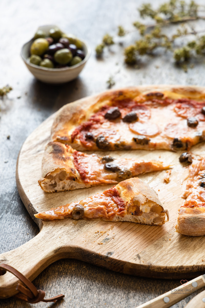 Pizza Rezept mit wenig Hefe und Lievito Madre sowie Übernachtgare