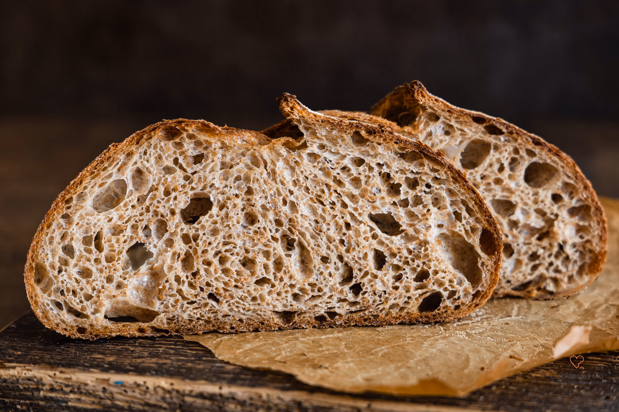 Porung von einer Vopllkornkruste.