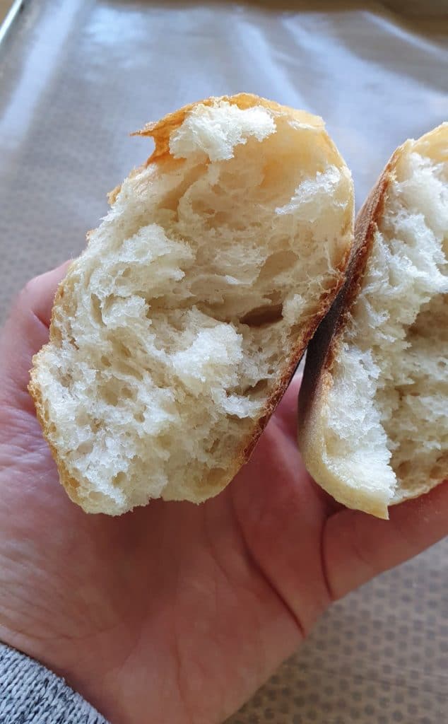 Brötchen Krume frisch aus dem Ofen