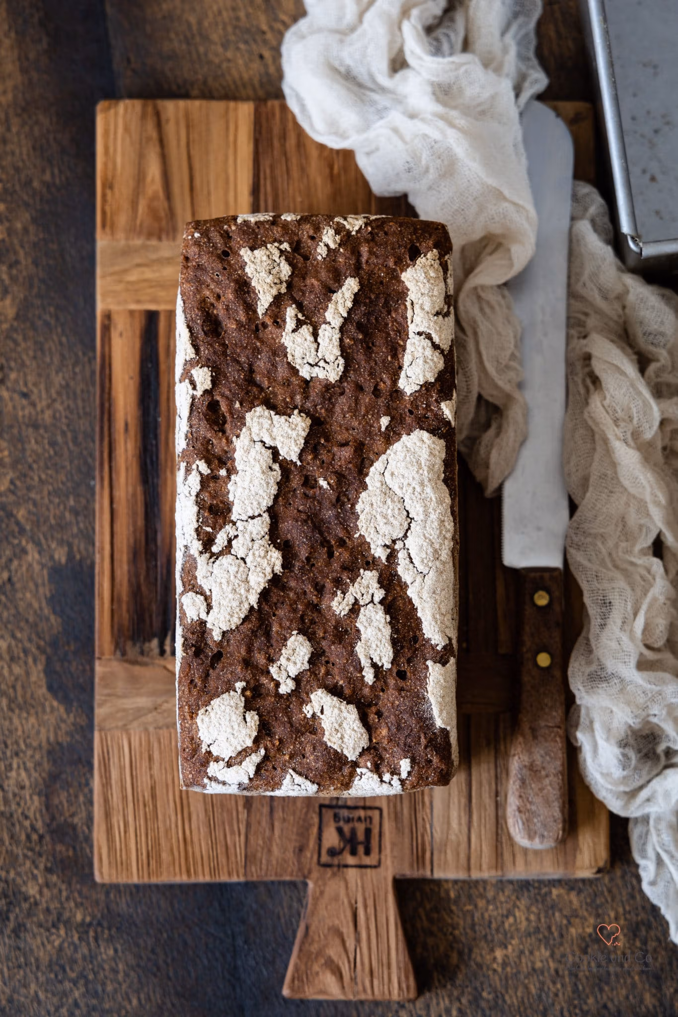 Roggen-Kornling - ein Roggen-Kastenbrot mit Sauerteig und Sonnenblumenkernen.