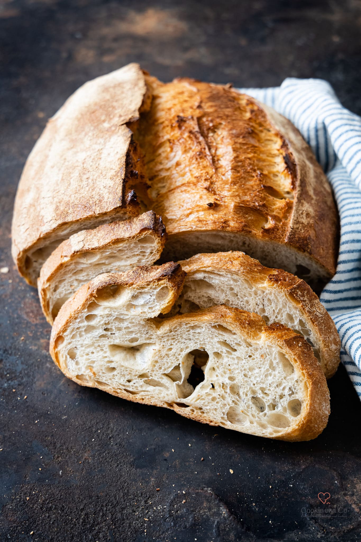 Rustikales französisches Weißbrot – Pain Paysans.