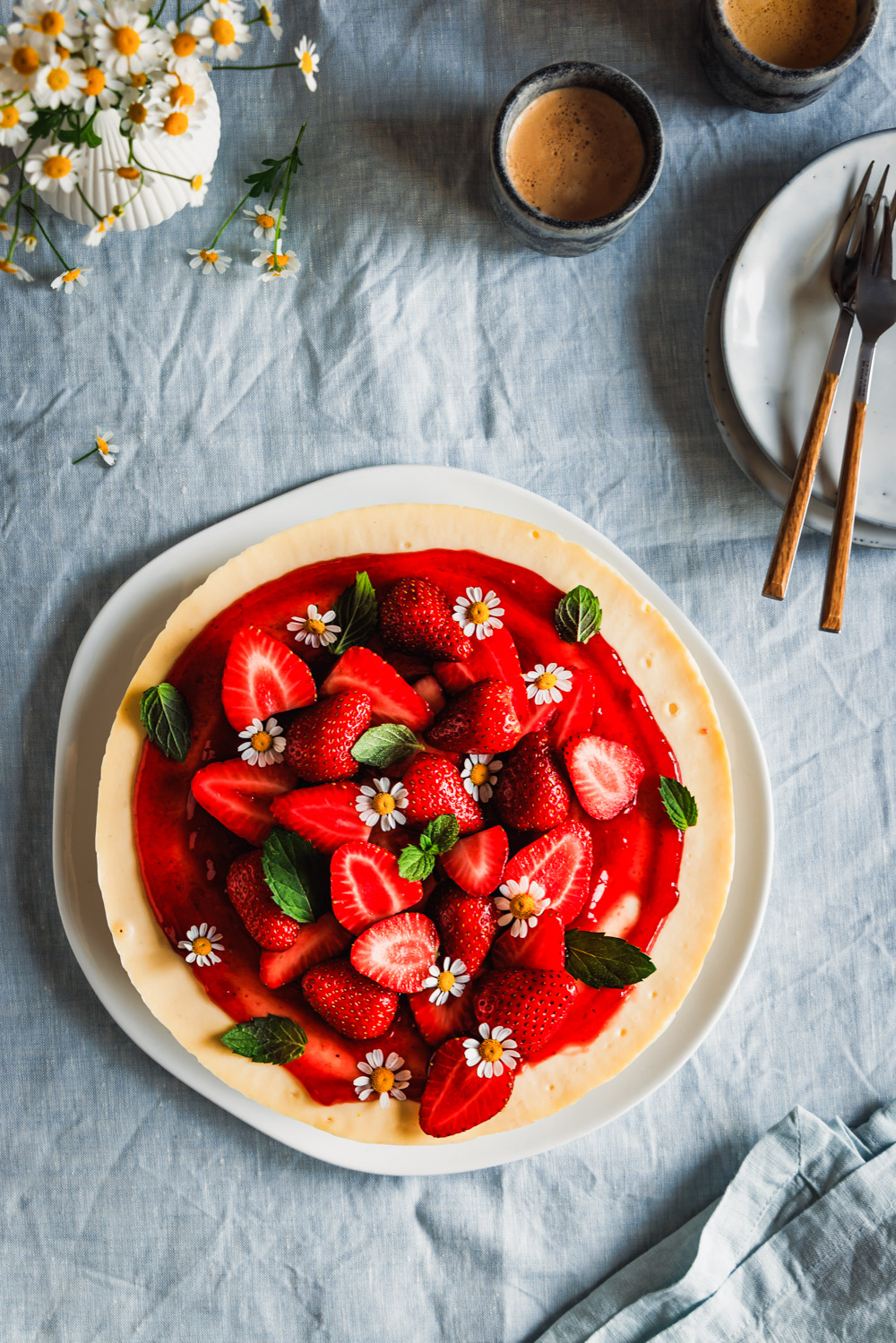 Erdbeer-Cheesecake mit Keksboden (no bake Käsekuchen)