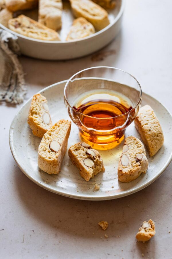 Italienische Cantuccini mit Mandeln und Amaretto.