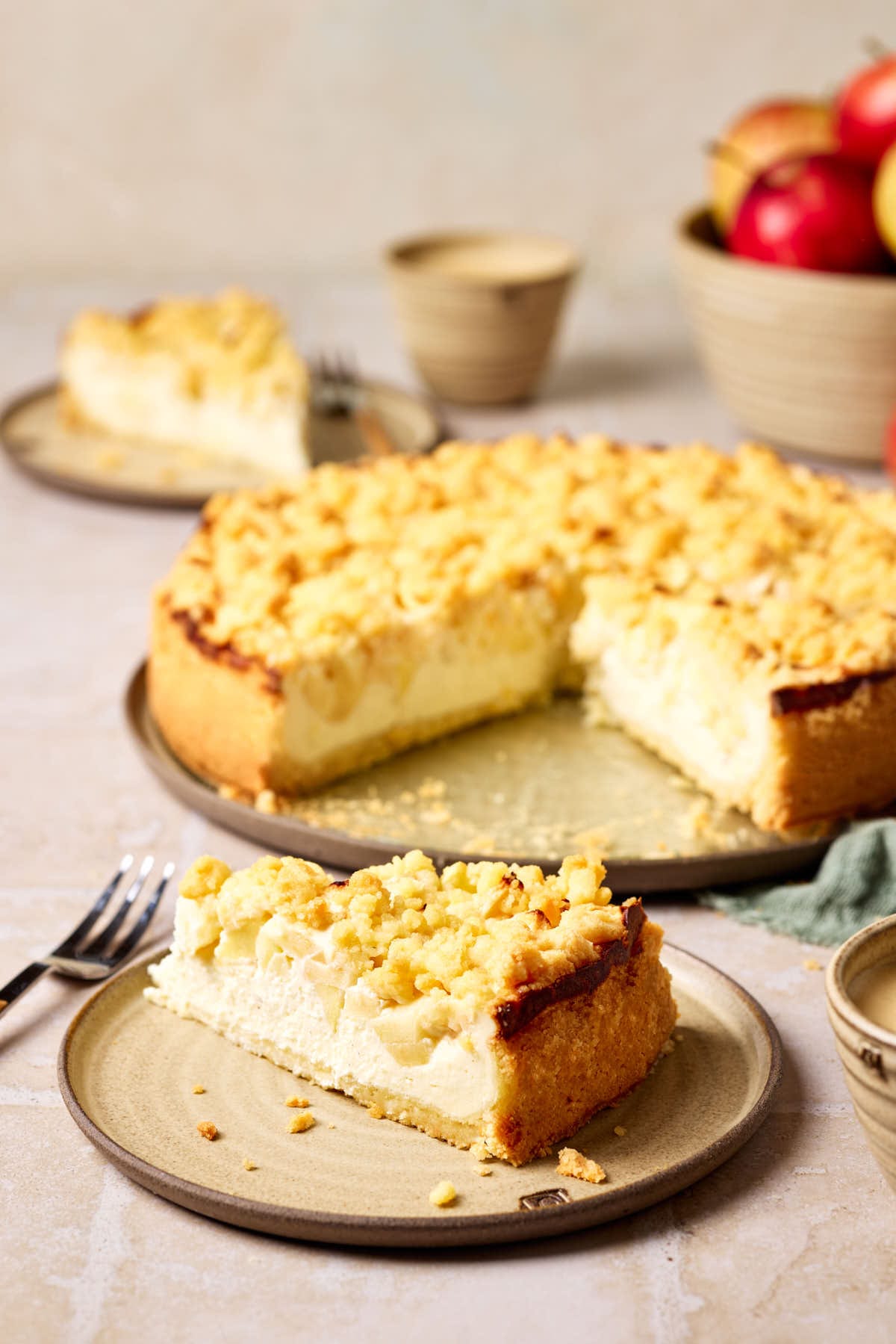 Apfelkuchen mit Quark und Streusel – saftig &amp; einfach gemacht
