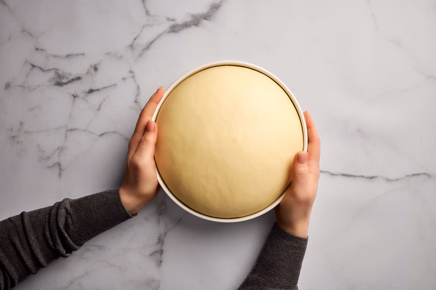 Hefeteig Grundrezept – so gelingt er immer fluffig