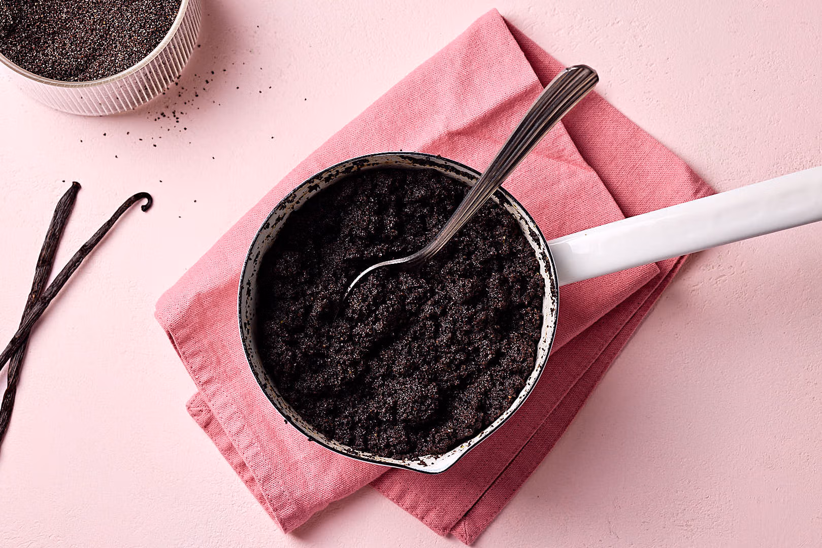 Mohnback selber machen: Das saftige Grundrezept für Mohnfüllung