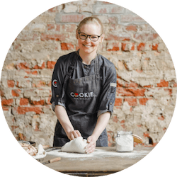 Bild von Hi, ich bin Sonja – internationale, prämierte Buchautorin und Ernährungsexpertin. 